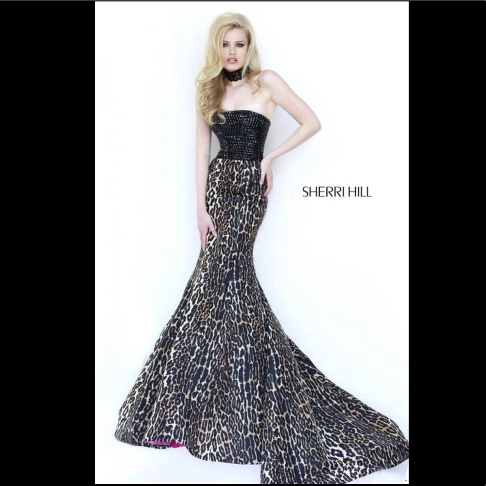 Prom Dress - Picture 2 of 5